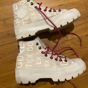 Converse Women's GORE-TEX® Lugged Winter Chuck Taylor All Star High Top